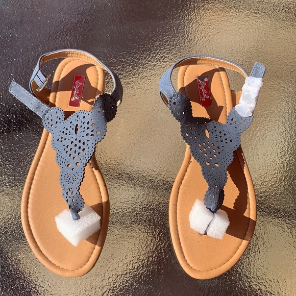 Qupid Sandals - Picture 1 of 8